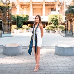 Meet your Posher, Alexis